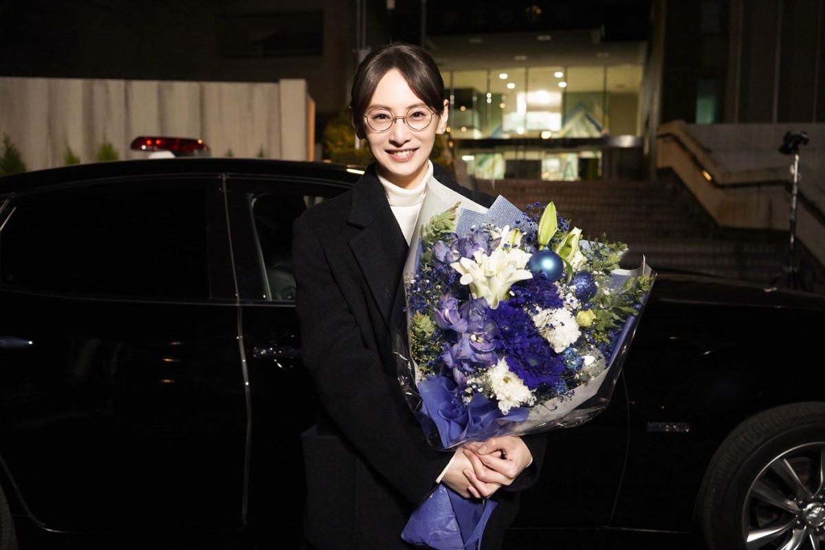 『女神の教室』北川景子、山田裕貴、及川光博が笑顔でクランクアップ！