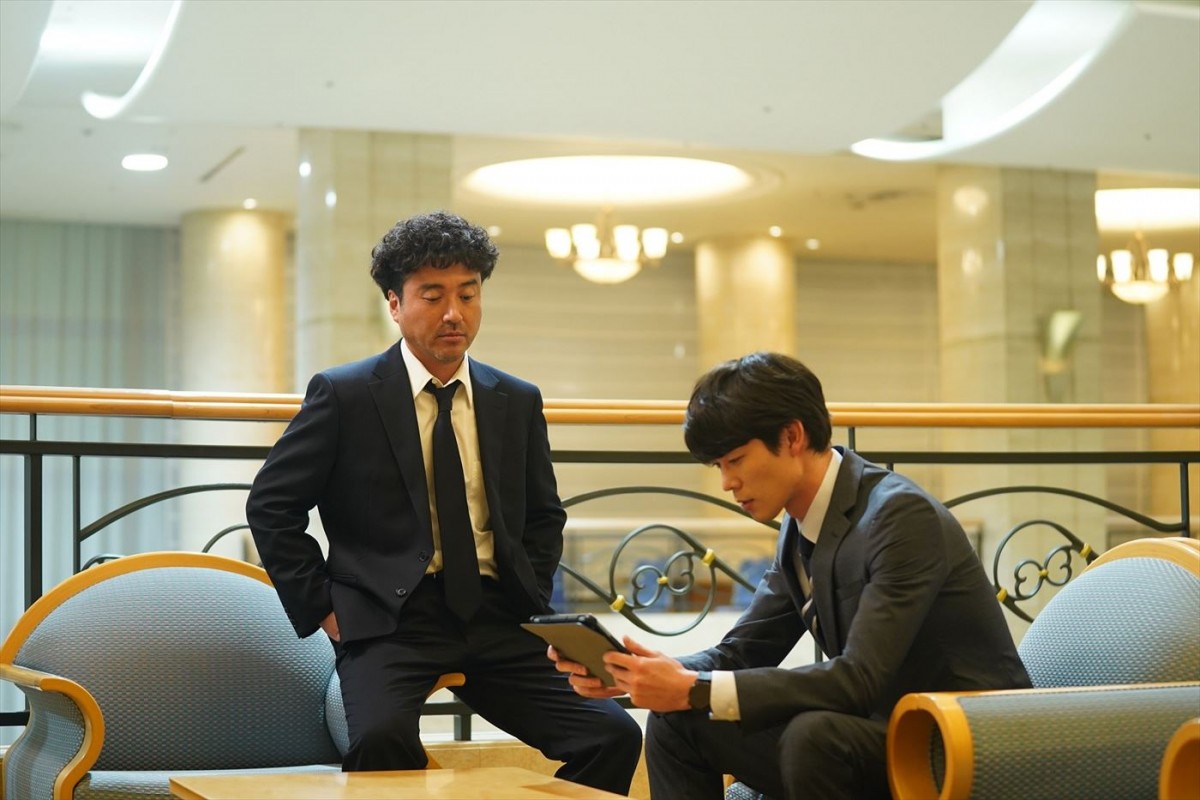 ムロツヨシ『ドラフトキング』、スカウトの葛藤や苦悩が詰まった予告編＆町田啓太ら選手役キャストの場面写真解禁