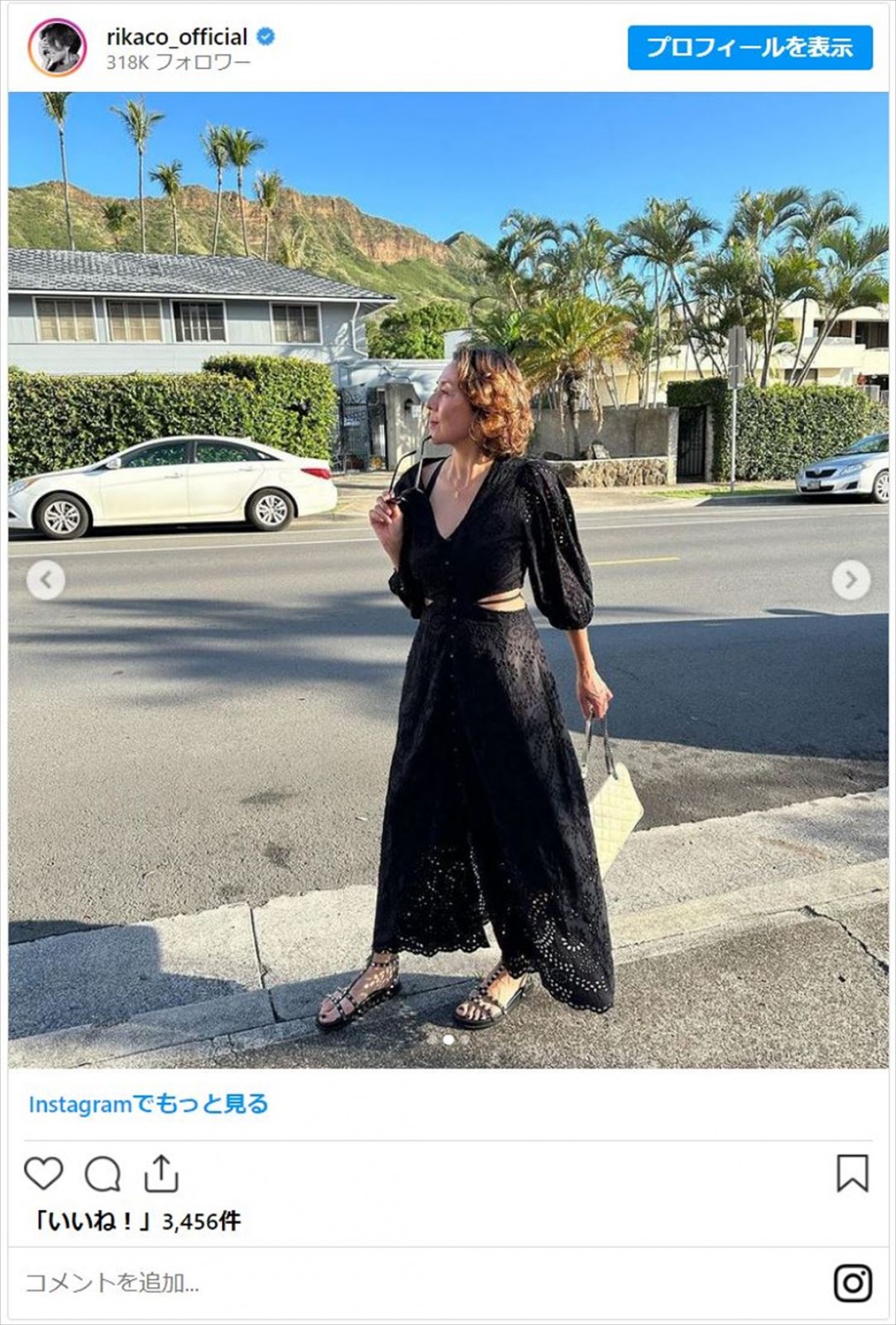 RIKACO、美腹筋のぞく大胆ワンピ姿に反響「お肉のかけらもない」「素敵すぎる」
