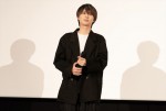 映画『おとななじみ』TOHOシネマズららぽーと門真オープン記念舞台あいさつに登壇した井上瑞稀（HiHi Jets）