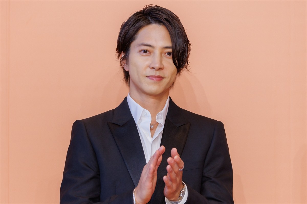 アン・ハサウェイ、11年ぶり来日で超絶スタイル披露　Koki，＆森星＆山下智久と美競演