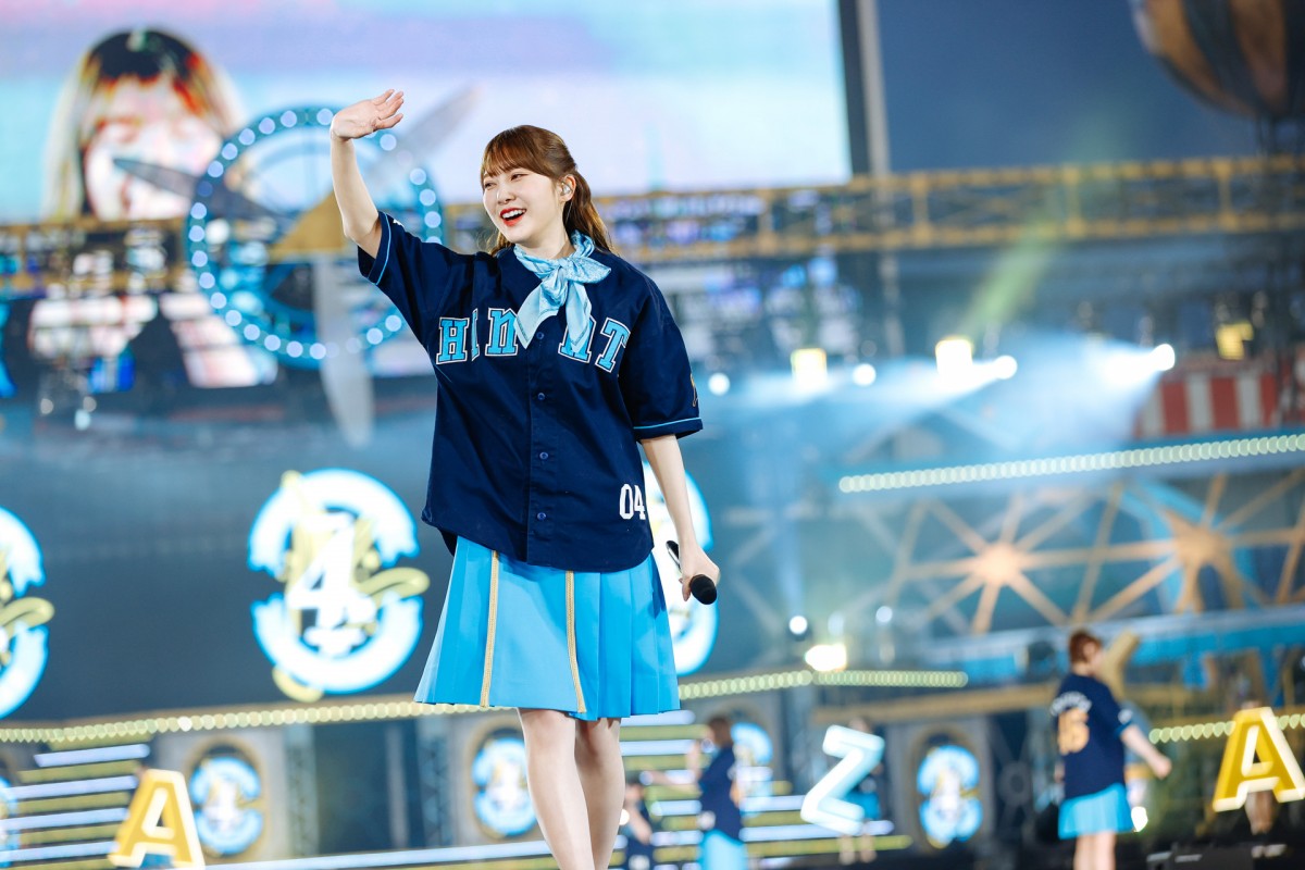 日向坂46、初スタジアムでデビュー4周年ライブ　休演の影山優佳＆山下葉留花サプライズ登場で32人全員そろう