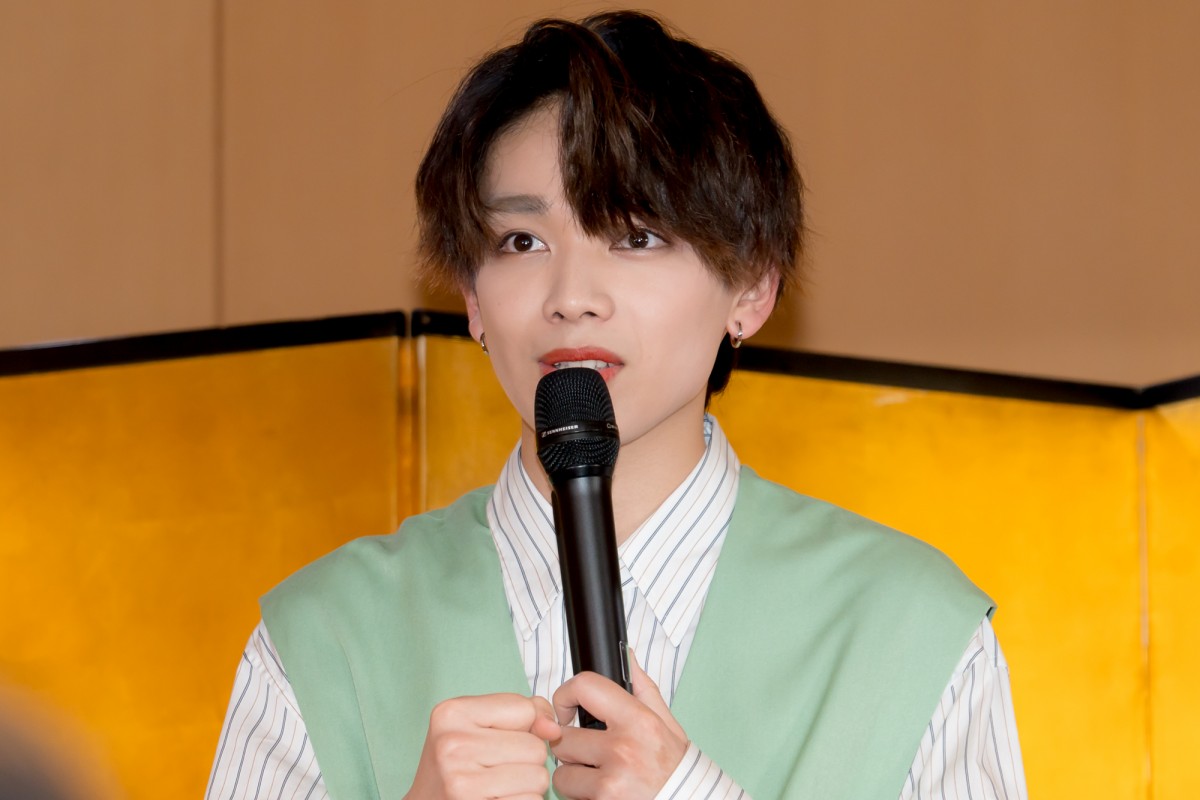 八木勇征、桜井ユキとの共演エピソード明かす「“グルメマウント”を取ってます」