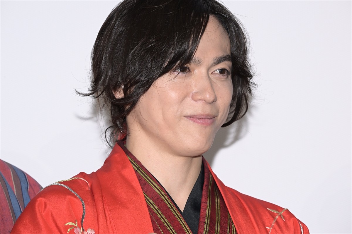 塩谷瞬、『ハリケンジャー』復活に笑顔「シュシュっと、戻ってまいりました！」