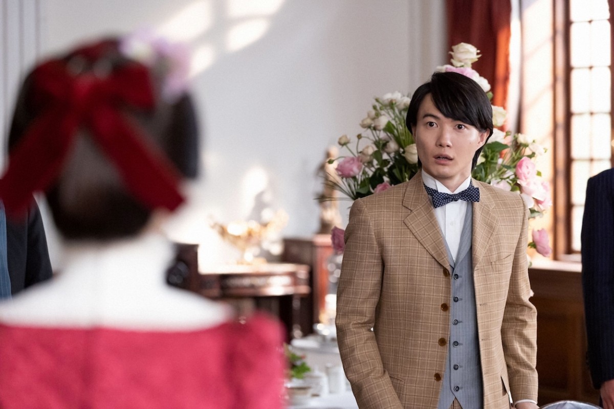 明日の『らんまん』“万太郎”神木隆之介、ドレス姿の“寿恵子”浜辺美波と対面