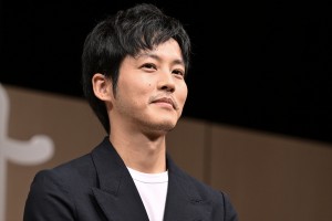 松坂桃李、Netflixシリーズ『離婚しようよ』配信記念イベントに登場