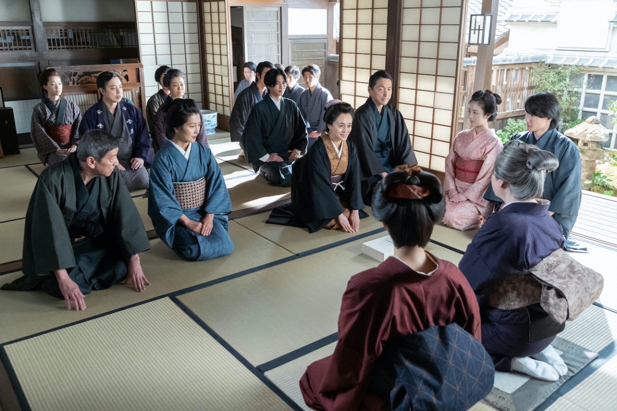 『らんまん』“寿恵子”浜辺美波の花嫁姿「息を呑む美しさ」と称賛の声　分家3人もびっくり