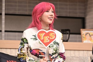 仲里依紗、Netflixシリーズ『離婚しようよ』配信記念イベントに登場