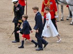 トゥルーピング・ザ・カラーでの（左から）ルイ王子、ジョージ王子、シャーロット王女