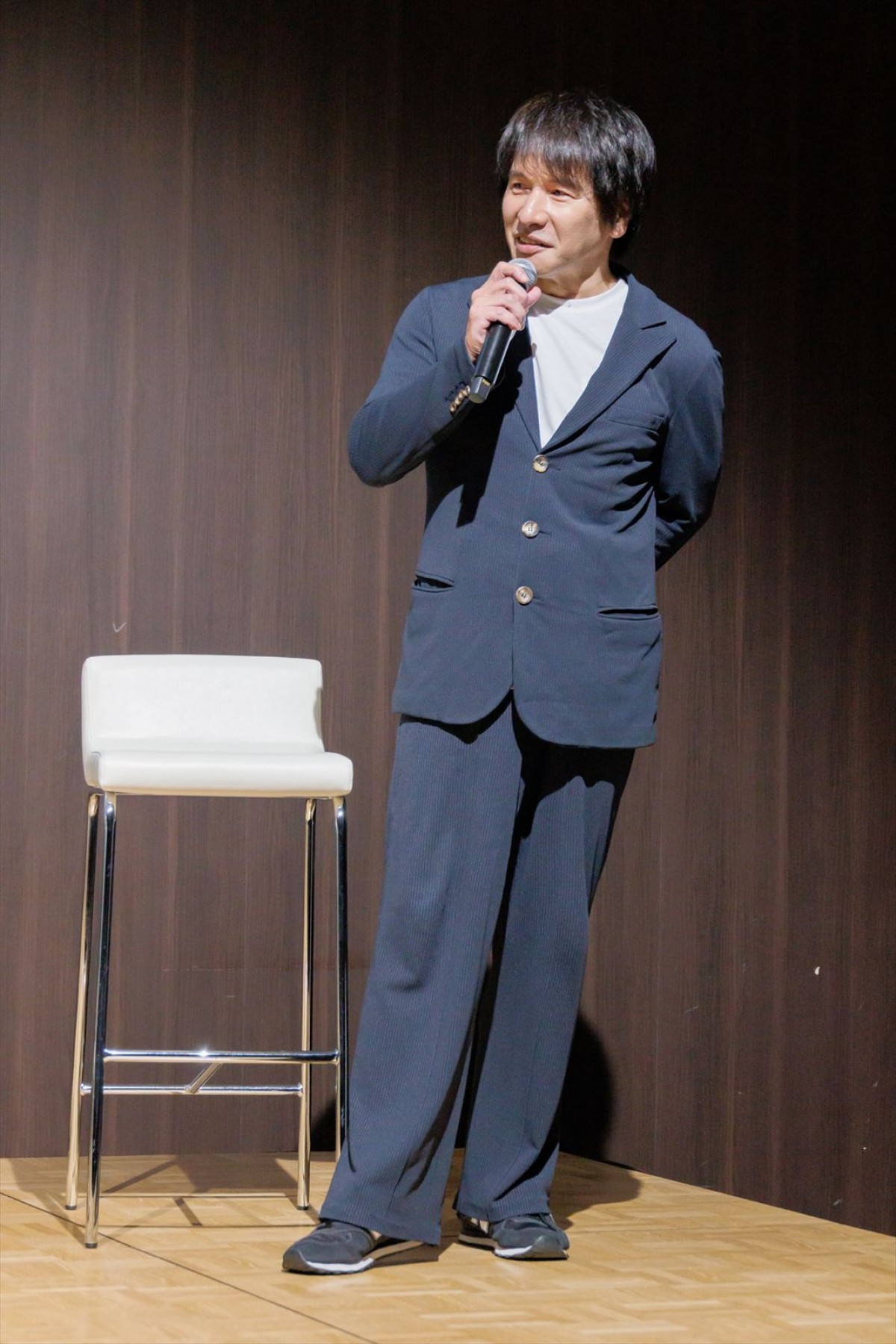 飯豊まりえ、高校生演じるシーンの多さに「学園ドラマを撮っているみたいな」