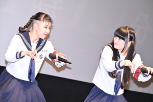 新しい学校のリーダーズ、ドラマ『警部補ダイマジン』記者会見に登場