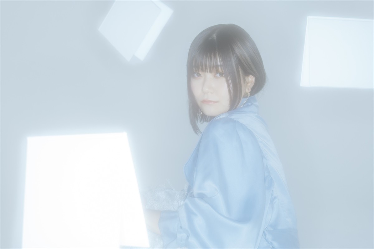 お客様のおもてなしに秋乃が奮闘！『北極百貨店のコンシェルジュさん』、本予告&本ポスタービジュアル解禁
