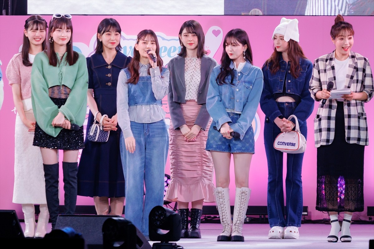 乃木坂46・久保史緒里＆日向坂46・小坂菜緒がランウェイに登場「最高の夏の思い出を作りたい」
