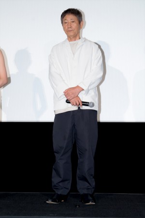 小林薫、映画『バカ塗りの娘』完成披露舞台挨拶に登場