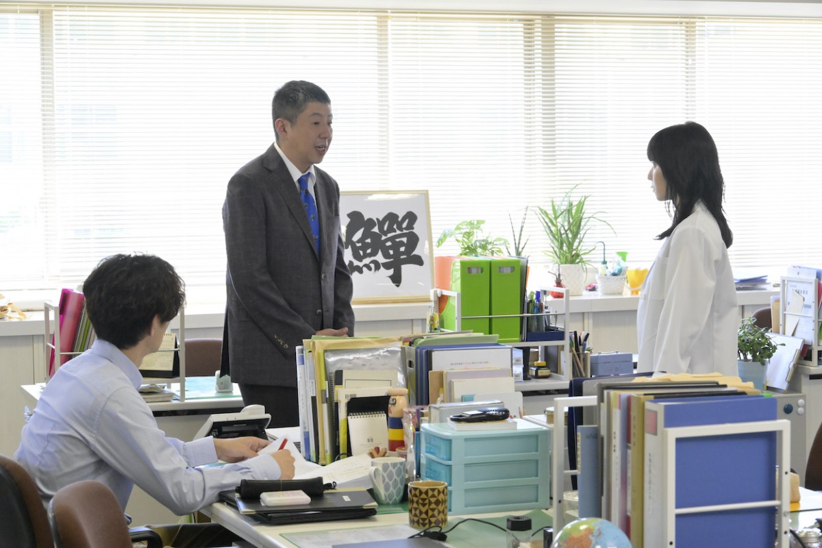 『最高の教師』第6話　“九条”松岡茉優＆“鵜久森”芦田愛菜、互いに起きた不可思議な現象を確かめ合う