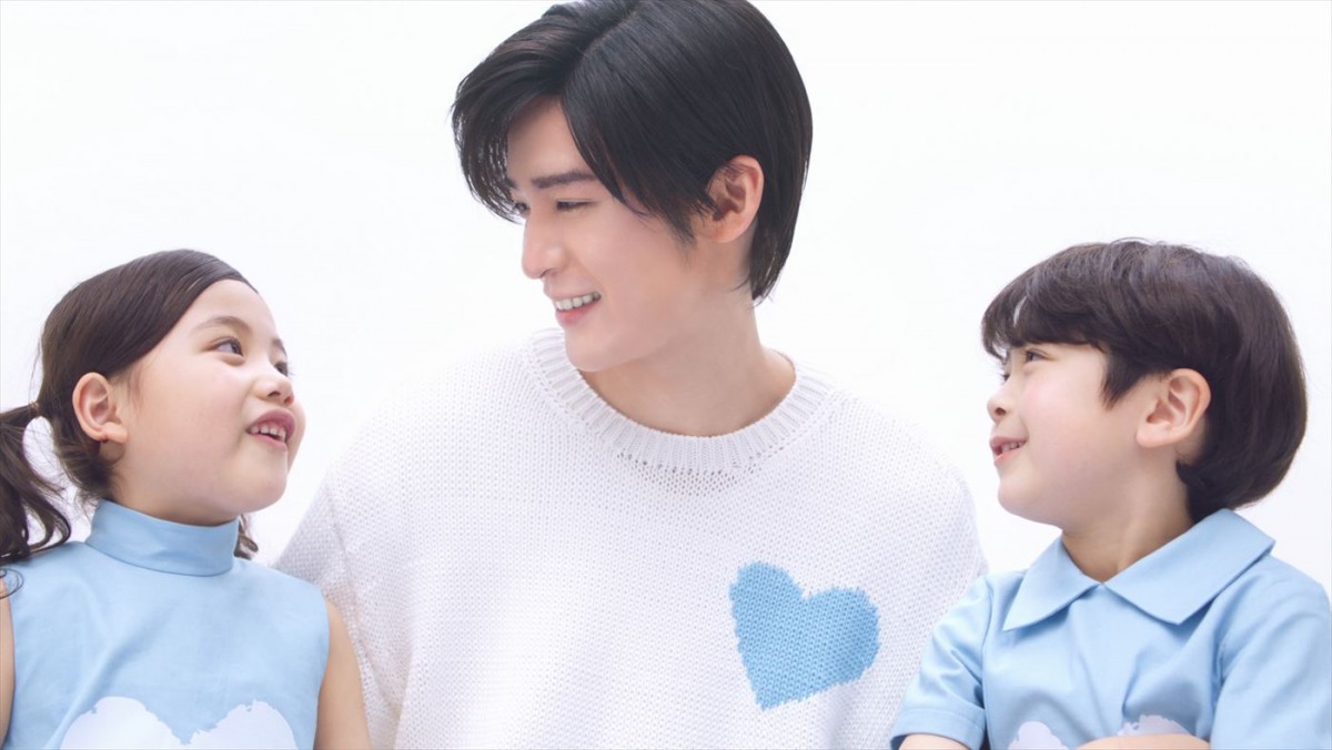 目黒蓮、子供たちとの共演で「元気をもらいました」　コーセー敏感肌ケアキャンペーンCMに出演！