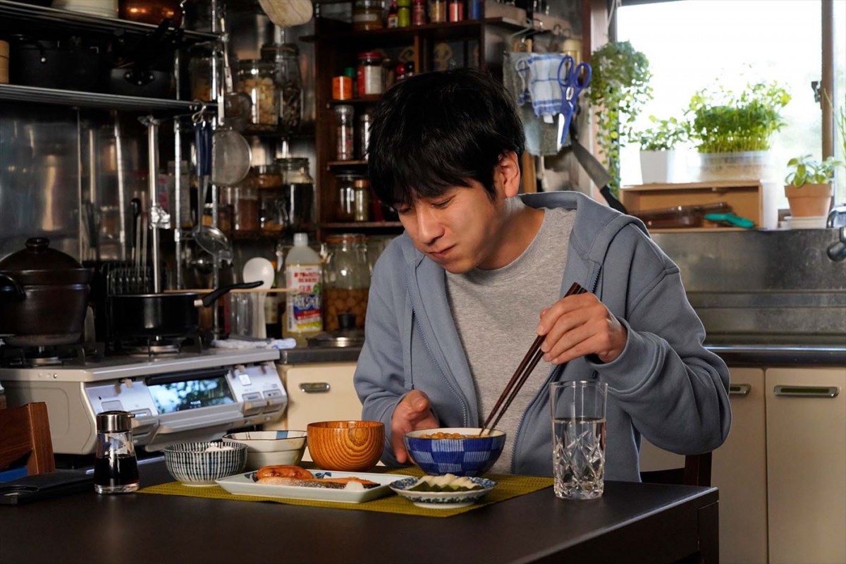 二宮和也がナチュラルに役とリンク！　映画『アナログ』二宮演じる悟の人物像に迫る場面写真解禁！