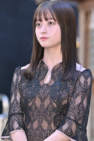 橋本環奈、映画『禁じられた遊び』大ヒット祈願イベントに登場