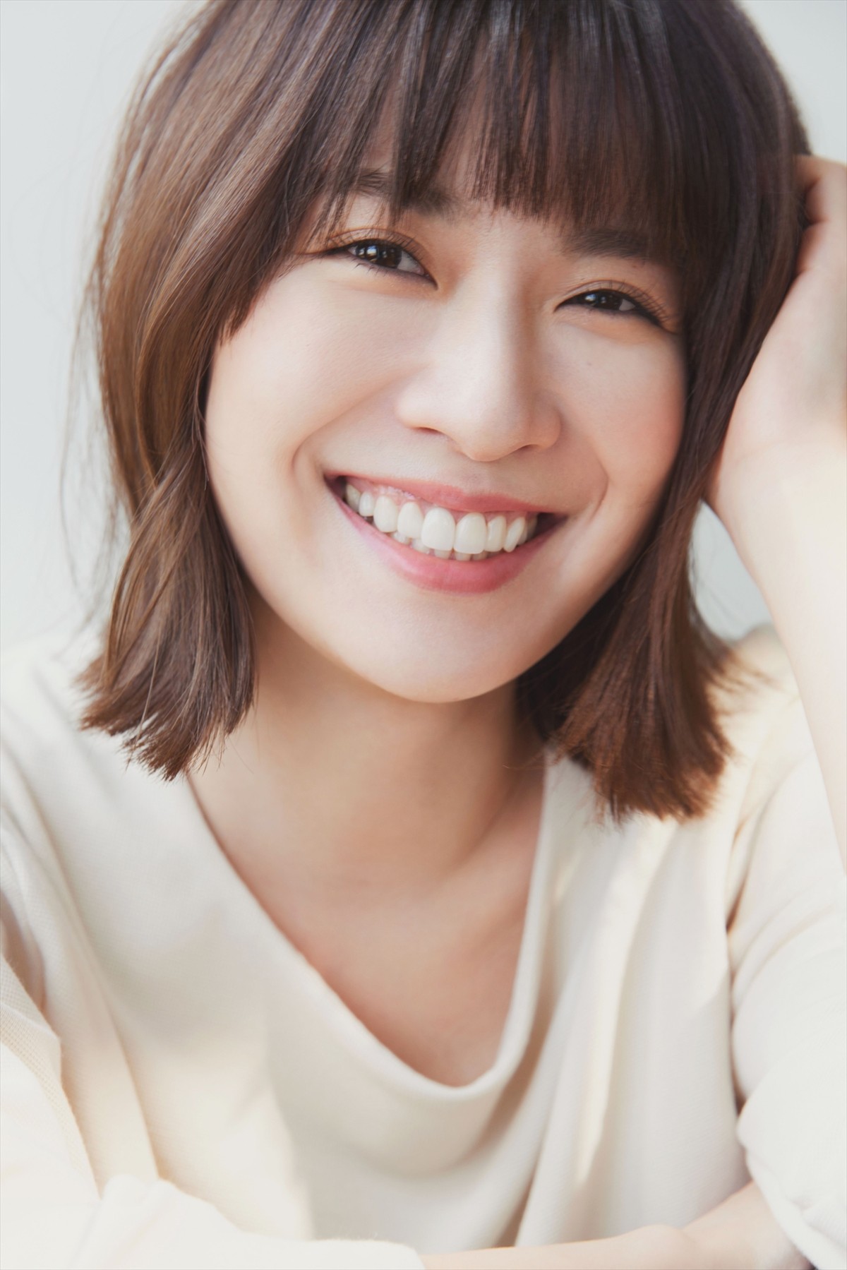 主演・土村芳 夫の5人の不倫相手を排除する中で、共闘していた男性と関係を持ってしまう不倫ドラマ