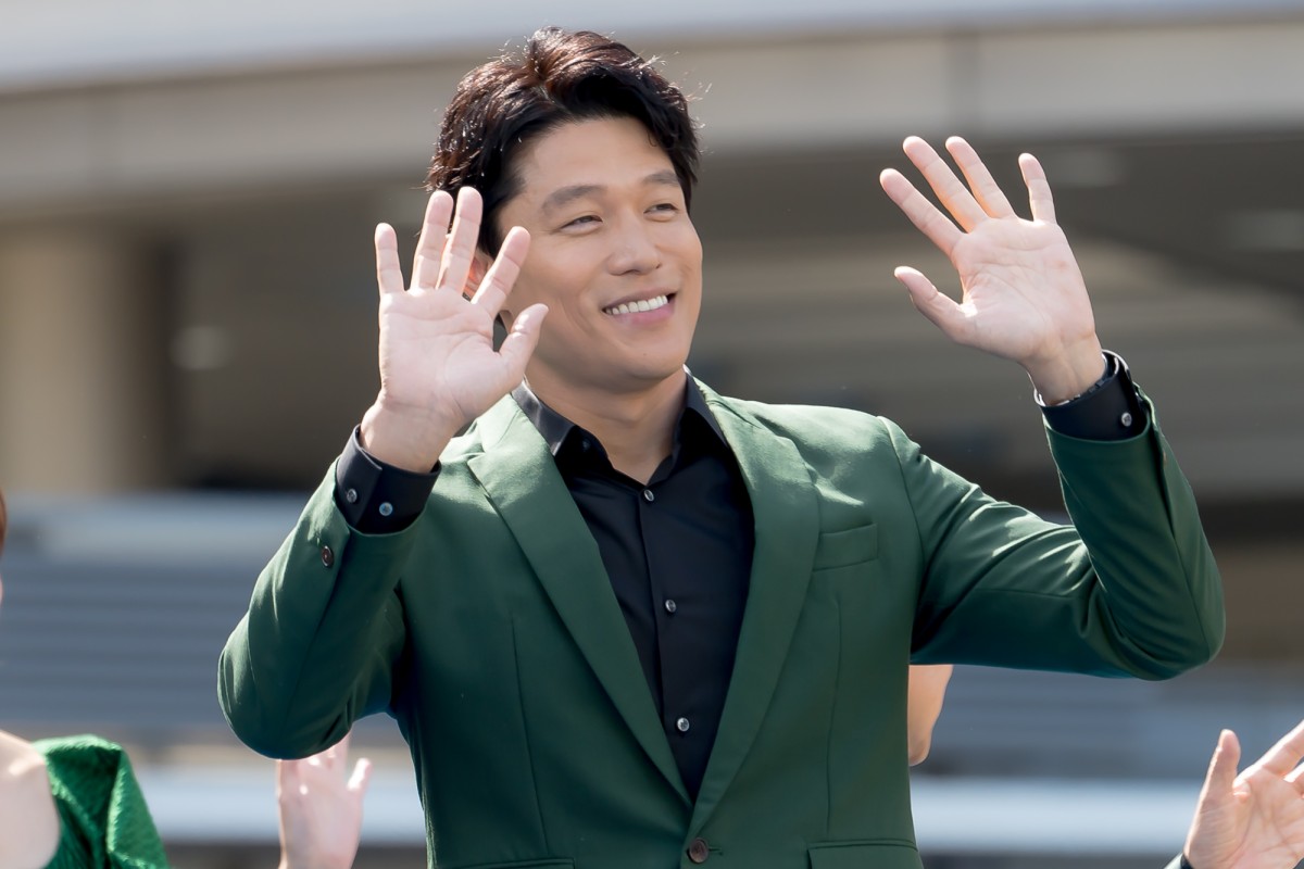 鈴木亮平、豪華出演者が集まる制作発表で意気込み「日本のドラマ全体が盛り上がっていけるようにがんばりたい」