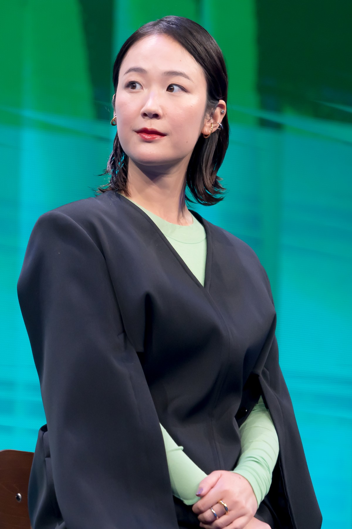 鈴木亮平、豪華出演者が集まる制作発表で意気込み「日本のドラマ全体が盛り上がっていけるようにがんばりたい」