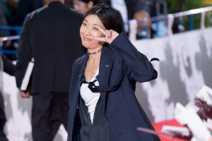 安藤サクラ、映画『ゴジラ-1.0』ワールドプレミア レッドカーペットイベントに登場