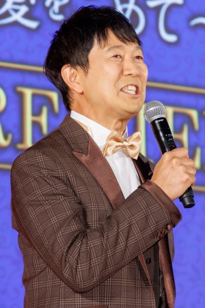 アキラ100％、映画『翔んで埼玉 ～琵琶湖より愛をこめて～』ジャパンプレミアに登場