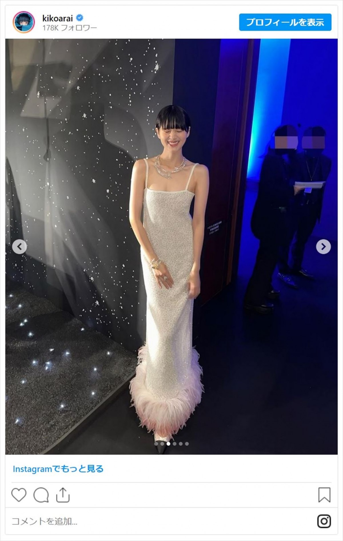 “笑わない男”稲垣啓太の妻・稲垣貴子、美しいボディラインのドレスショットに反響「透明感がハンパない」