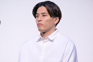 富樫勇樹、「第40回ベストジーニスト2023」授賞式に登場