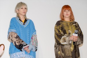 PUFFY、『劇場版 シルバニアファミリー フレアからのおくりもの』完成披露舞台挨拶に登場