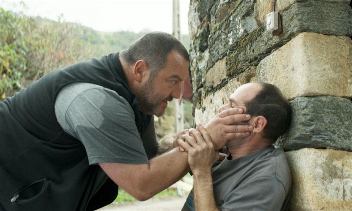 スペイン・フランス合作の心理スリラー『理想郷』、衝撃の特別映像到着　斎藤工らの絶賛コメントも！