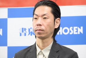 ルックブック「カルマ」発売記念お渡し会に出席した呂布カルマ