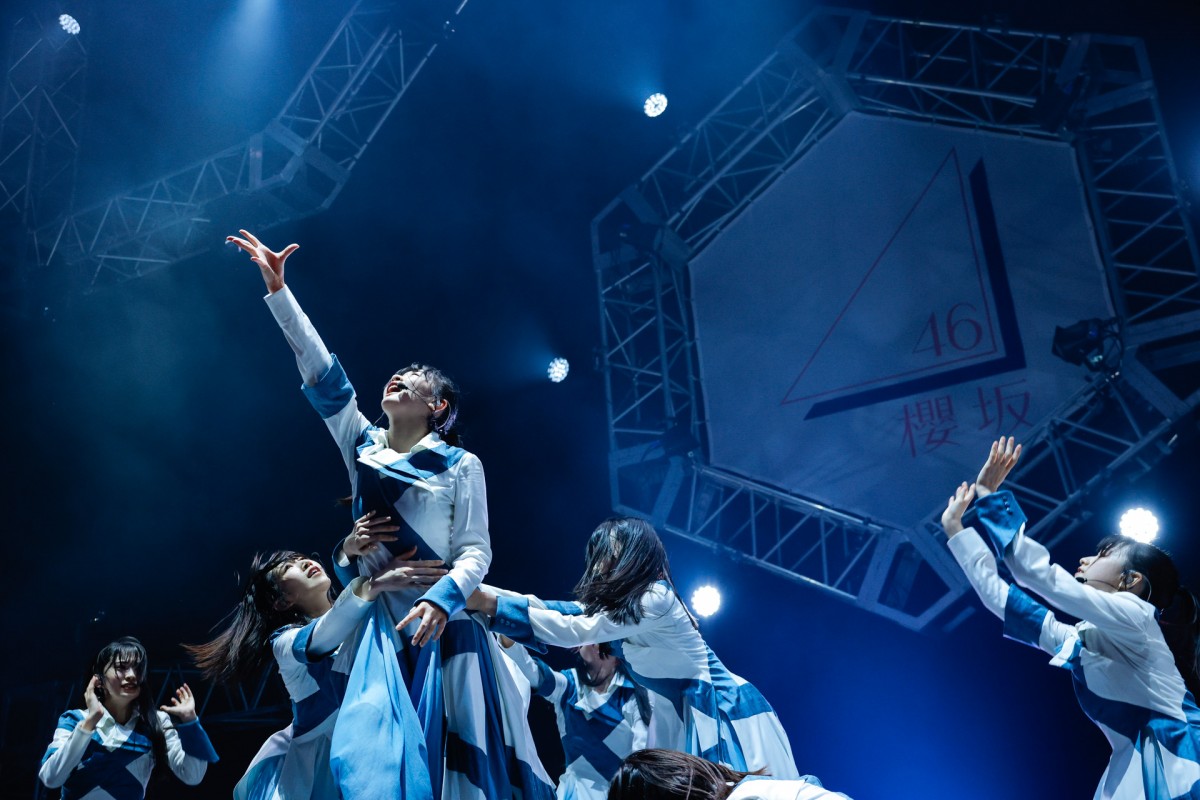 櫻坂46・三期生、欅坂46楽曲「語るなら未来を…」サプライズ披露　「新参者」全10公演完走