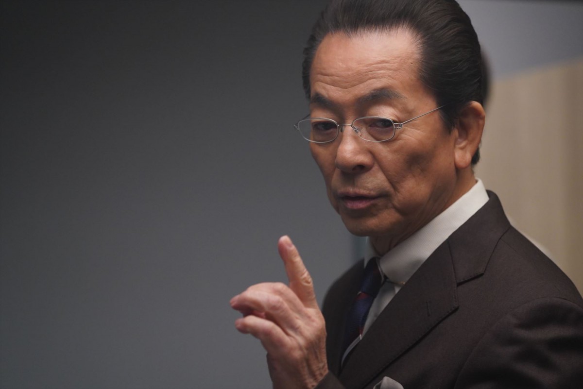 【今夜放送！】水谷豊×寺脇康文『相棒』元日SP　3代目相棒・甲斐享の息子の周囲で惨事が！
