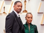 ウィル・スミス、妻ジェイダ・ピンケット＝スミスにそっくりな女性とキャッチされる