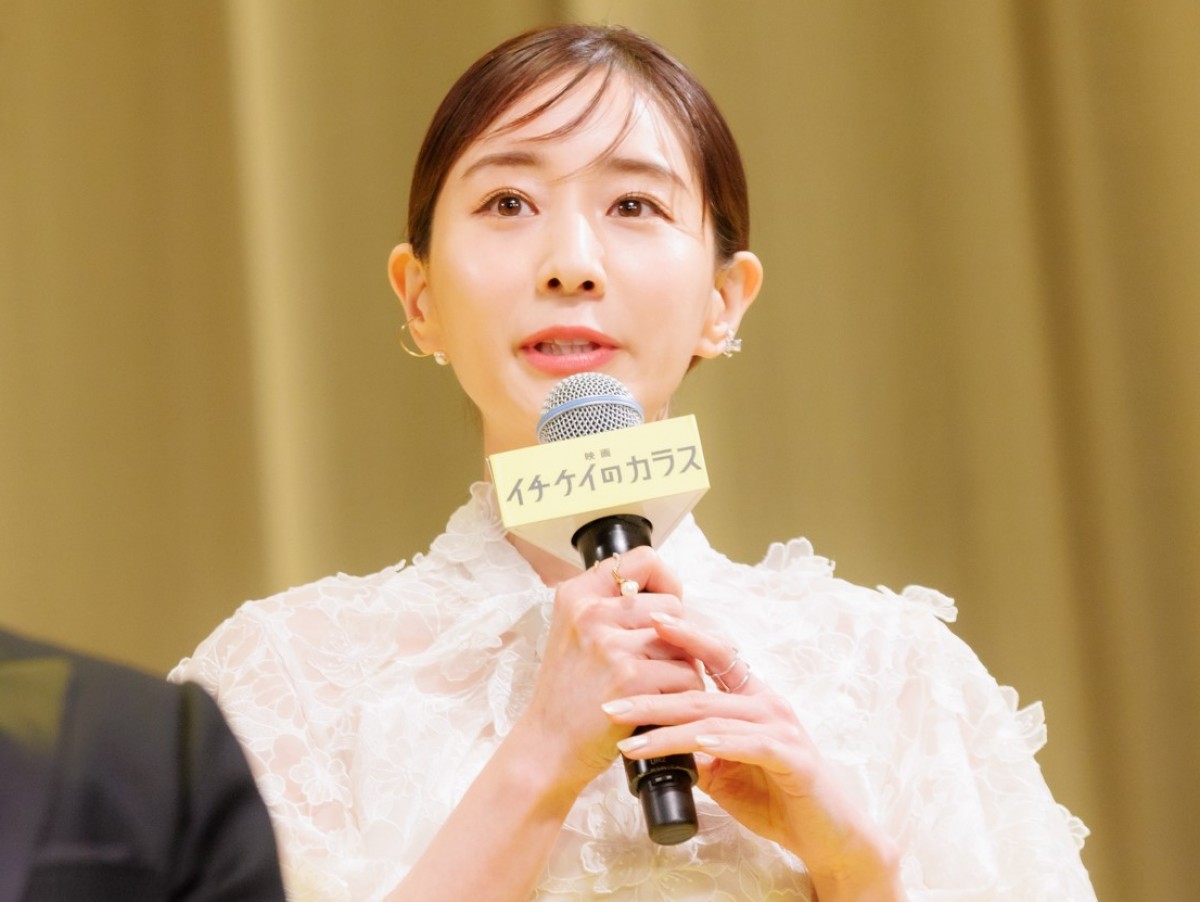 竹野内豊、撮影直前の“籠城”を西野七瀬が暴露「何秒間か立てこもられた」