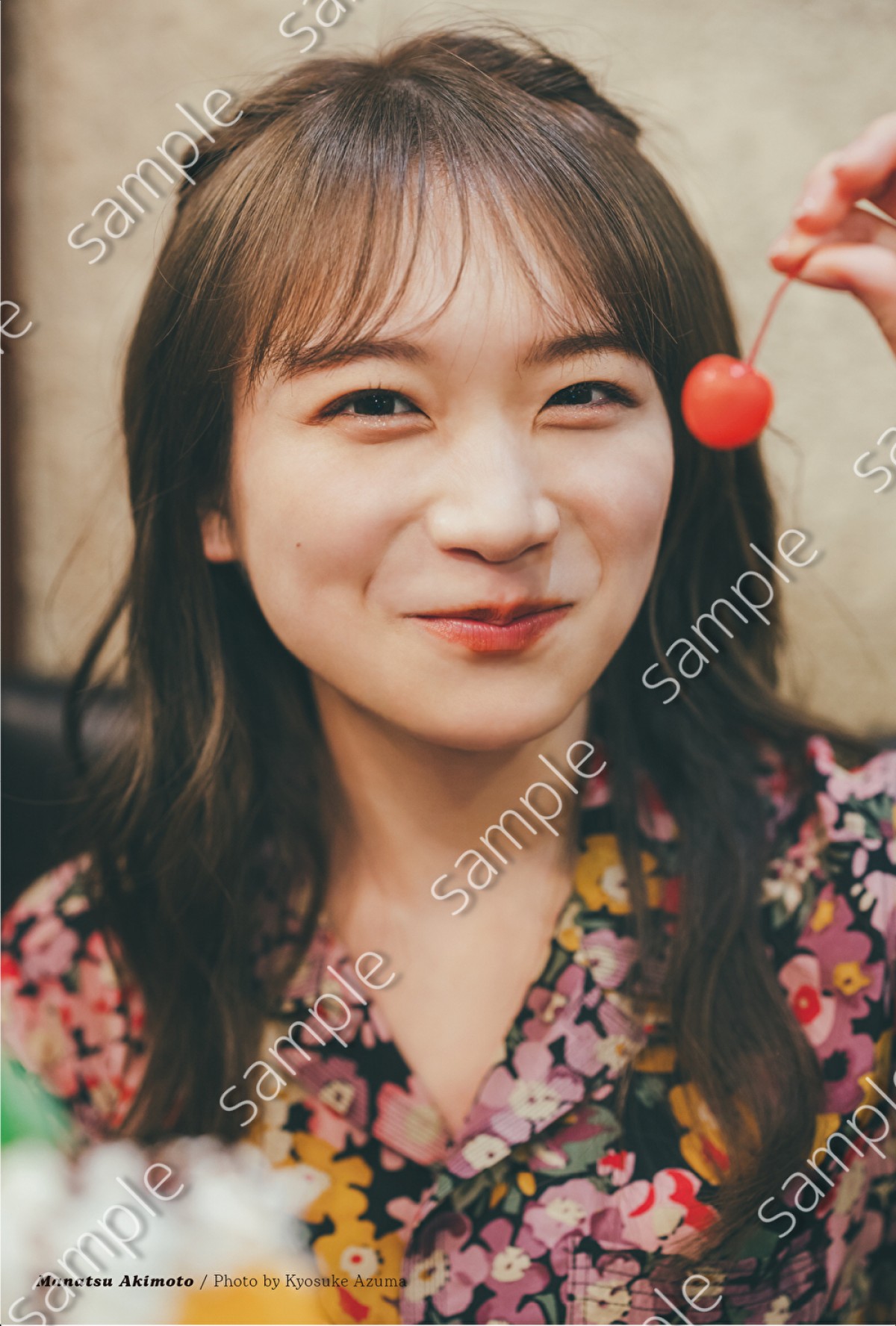 乃木坂46・秋元真夏、卒業写真集より5期生・井上和、菅原咲月との対談カット公開