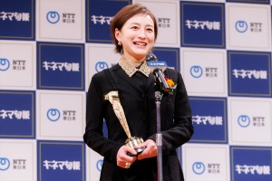 広末涼子、「2022年第96回キネマ旬報ベスト・テン」発表＆表彰式に登場