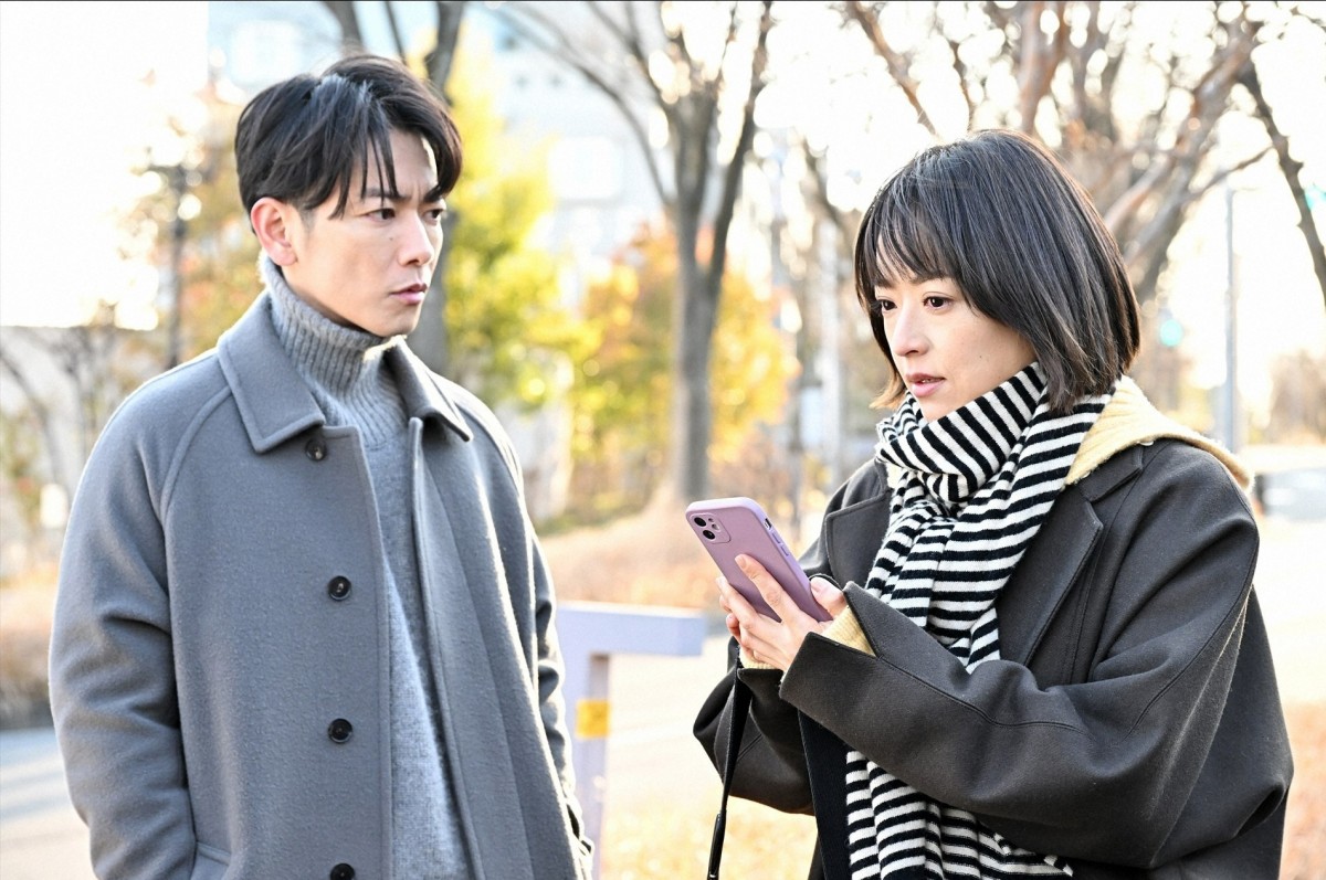 『100万回 言えばよかった』第7話　“直木”佐藤健、連れ去られた“莉桜”香里奈の行方を追う