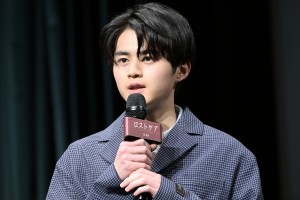 鈴鹿央士、映画『ロストケア』Special Screeningイベントに登場