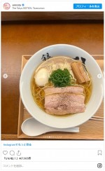 セレブに人気のラーメン店で　※「エミリー・ラタコウスキー」インスタグラム