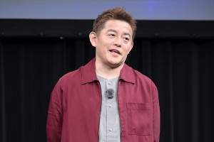 スピードワゴン・井戸田潤、『カートライダー ドリフト』正式サービス開始記念 発表会に登場