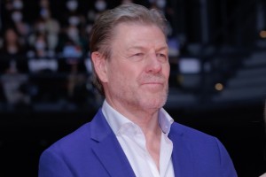 ショーン・ビーン、『聖闘士星矢 The Beginning』ジャパンプレミアに登場