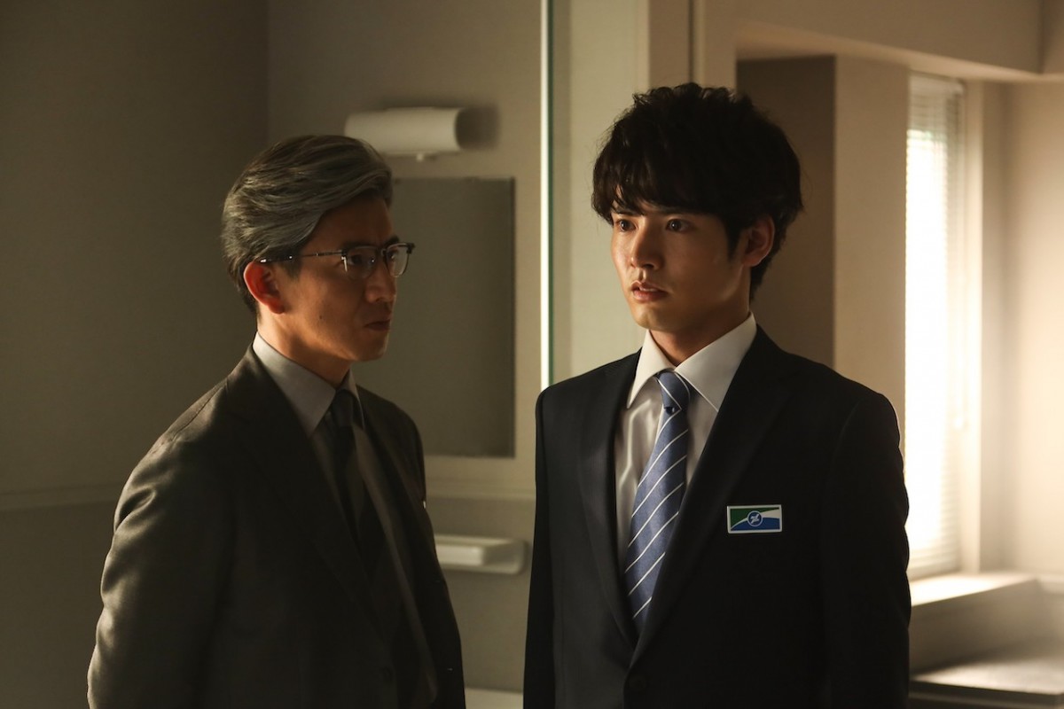 『風間公親－教場０－』“風間”木村拓哉と“隼田”新垣結衣が対面　視聴者興奮「ついに初共演！」