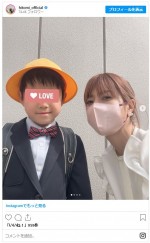 ピカピカの一年生、次男との2ショットも　※「hitomi」インスタグラム