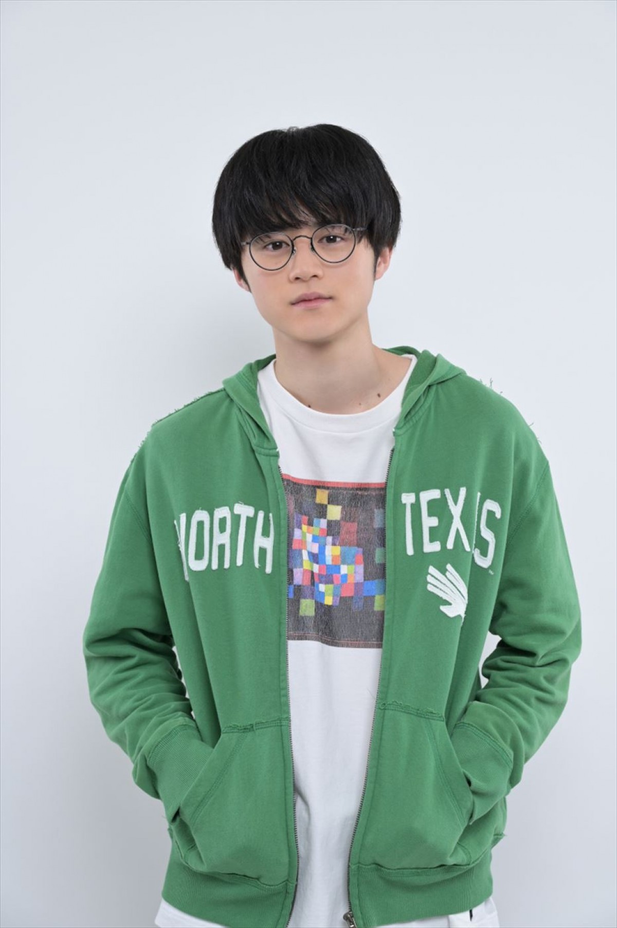 鈴鹿央士、元カノと今カノのはざまで揺れる主人公の大学生役　ドラマ『スイートモラトリアム』5.23放送開始