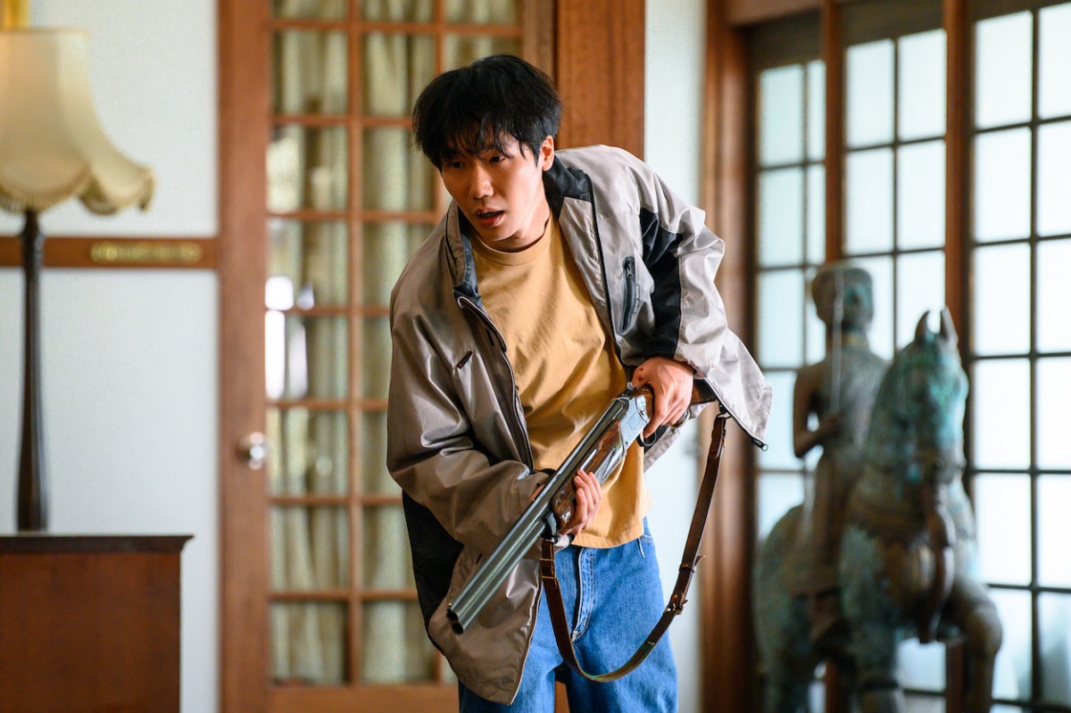 『ラストマン』“皆実”福山雅治、“新井隊長”山田純大と共闘に興奮「日曜劇場繋がり胸熱！」