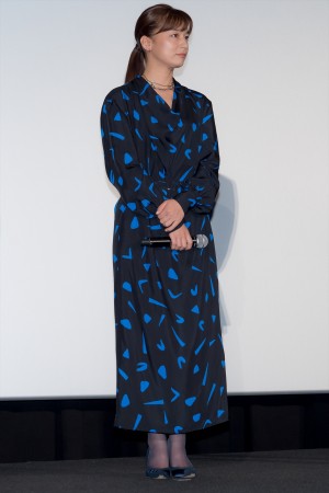 尾野真千子、映画『渇水』完成披露舞台挨拶に登場