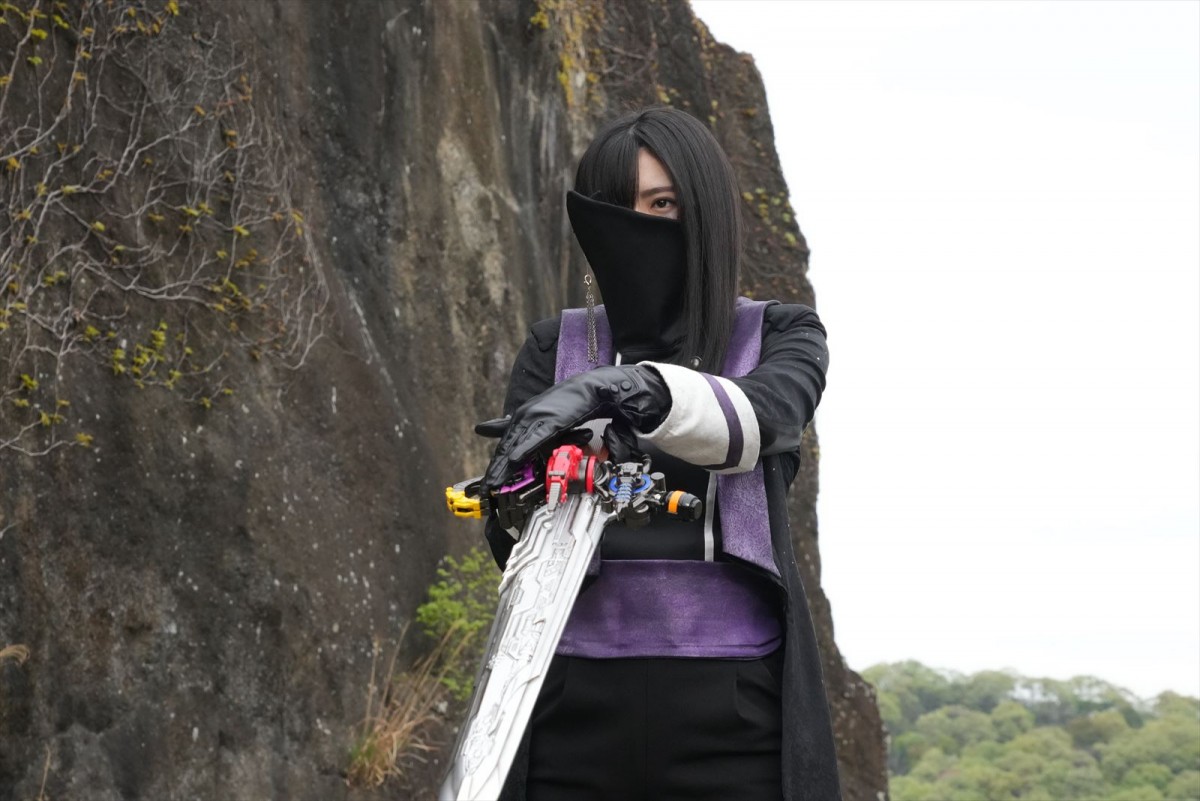 『王様戦隊キングオージャー』第10話「伝説の守護神」、ギラたちはレジェンドキングオージャーを召喚できるのか!?