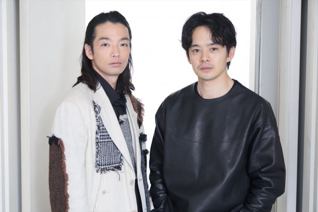 (左から)森山未來、池松壮亮